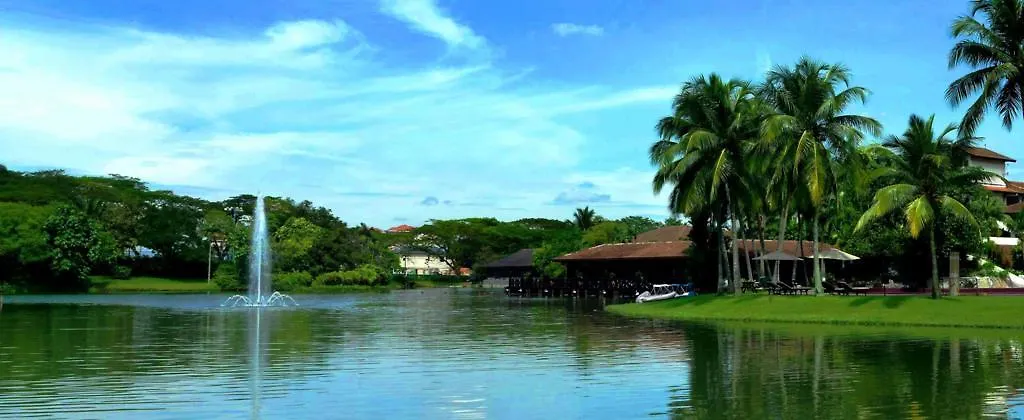 The Club Saujana Resort Shah Alam 5*,